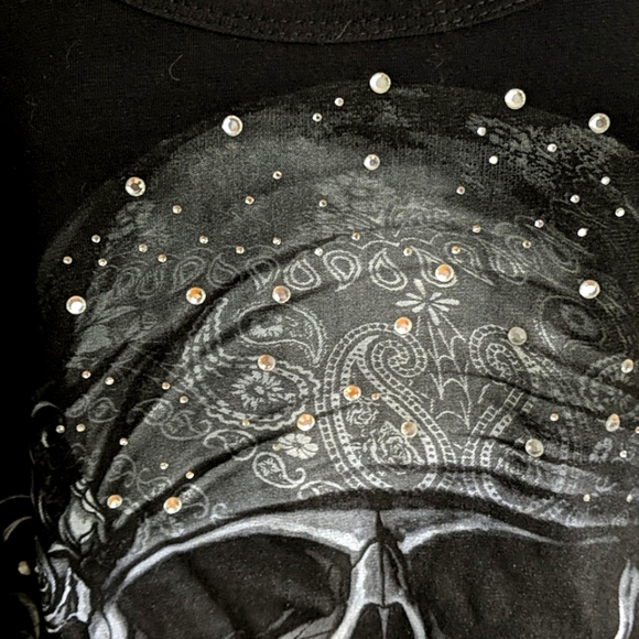Final price - (New) Skull jeweled long sleeve T-shirt - Picture 3 of 7